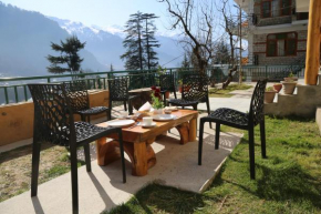 Hotel Mountain Trail Manali